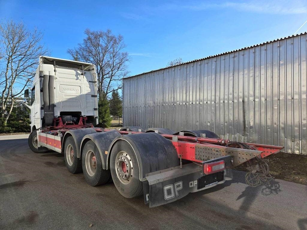 Volvo FH540 8X4 CHASSY - Camión chasis: foto 2 Volvo FH540 8X4 CHASSY - Camión chasis: foto 2