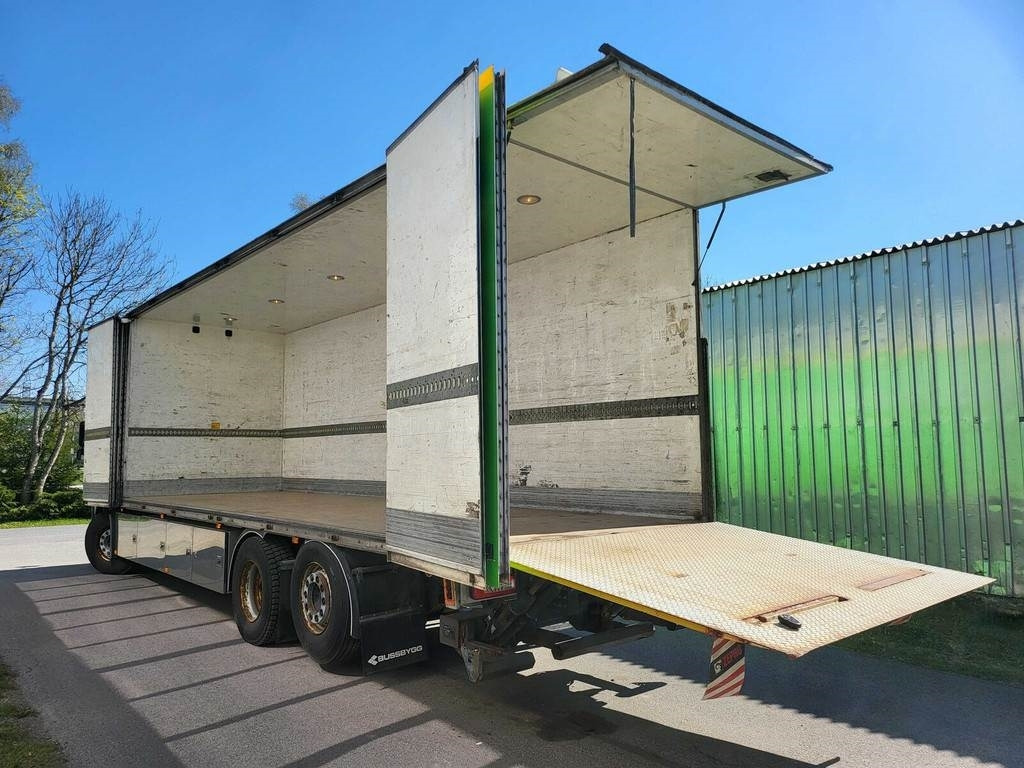 Volvo FM 420 6X2*4 SIDEOPENING 315kW - Camión caja cerrada: foto 1 Volvo FM 420 6X2*4 SIDEOPENING 315kW - Camión caja cerrada: foto 1