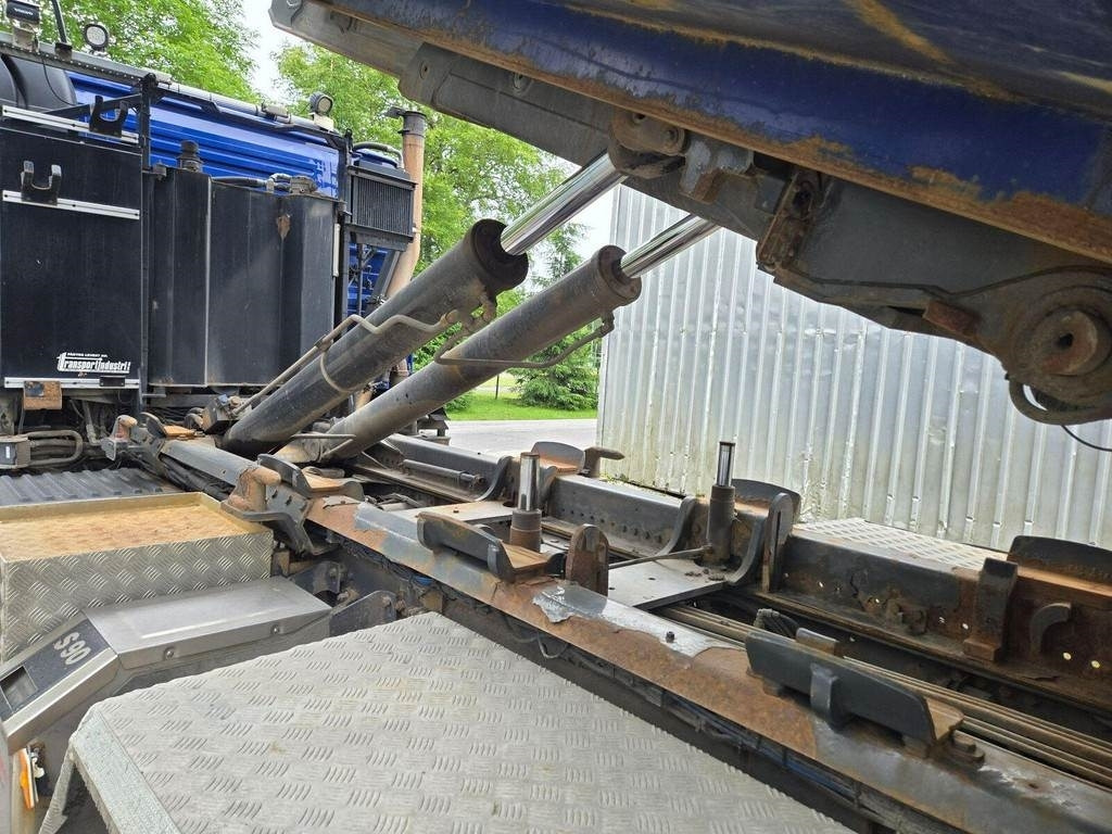 Volvo FMX460 4X4-2 MULTILIFT - Camión multibasculante: foto 3 Volvo FMX460 4X4-2 MULTILIFT - Camión multibasculante: foto 3