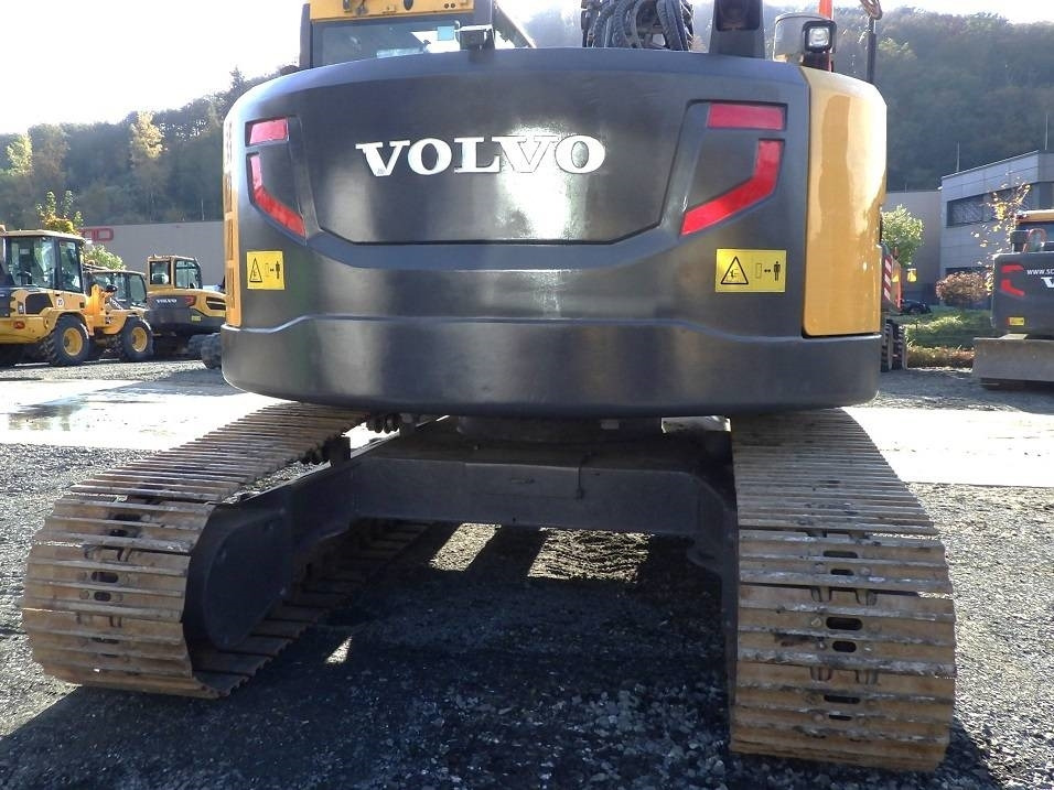 Excavadora de cadenas Volvo ECR 235 D: foto 6 Excavadora de cadenas Volvo ECR 235 D: foto 6