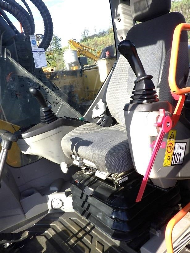 Excavadora de cadenas Volvo ECR 235 D: foto 8 Excavadora de cadenas Volvo ECR 235 D: foto 8