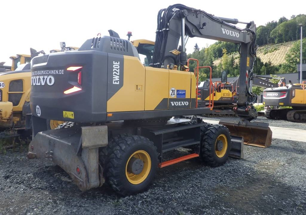 Volvo EW 220 E - Excavadora de ruedas: foto 5 Volvo EW 220 E - Excavadora de ruedas: foto 5