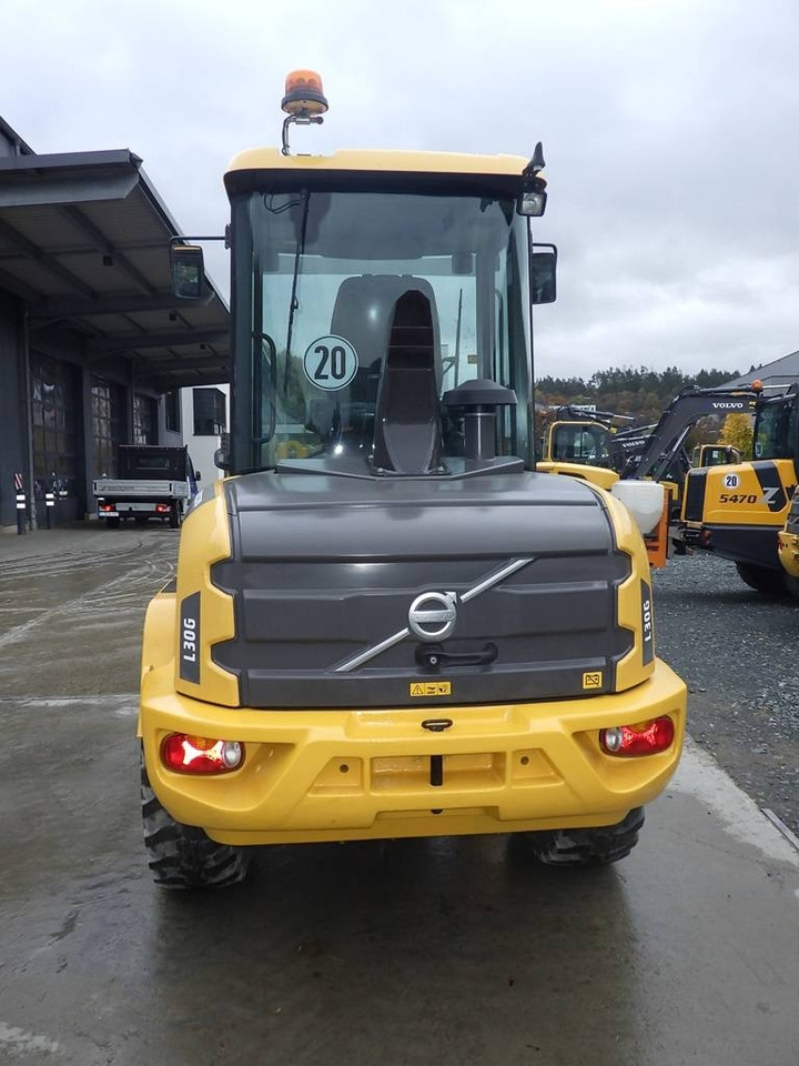 Volvo L 30 G - Cargadora de ruedas: foto 5 Volvo L 30 G - Cargadora de ruedas: foto 5