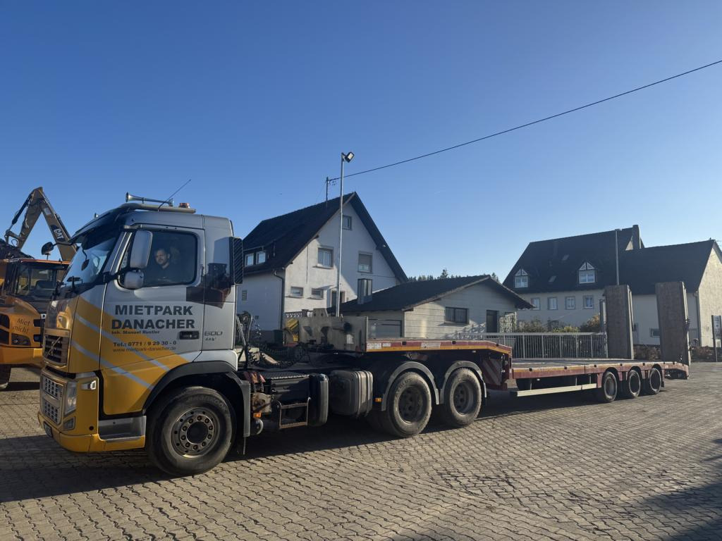VOLVO FH500EV with Faymonville F-S43-1A1Y - Cabeza tractora: foto 1 VOLVO FH500EV with Faymonville F-S43-1A1Y - Cabeza tractora: foto 1