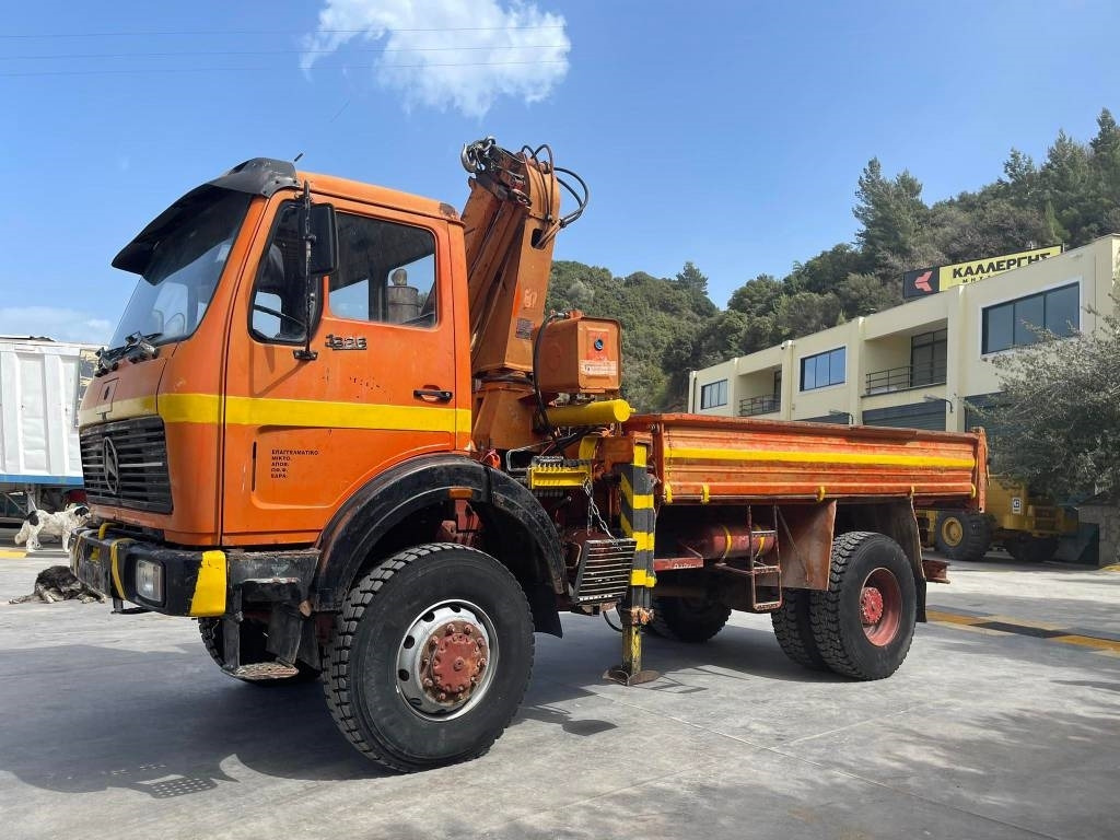 Mercedes-Benz 1626K - Camión grúa: foto 1 Mercedes-Benz 1626K - Camión grúa: foto 1