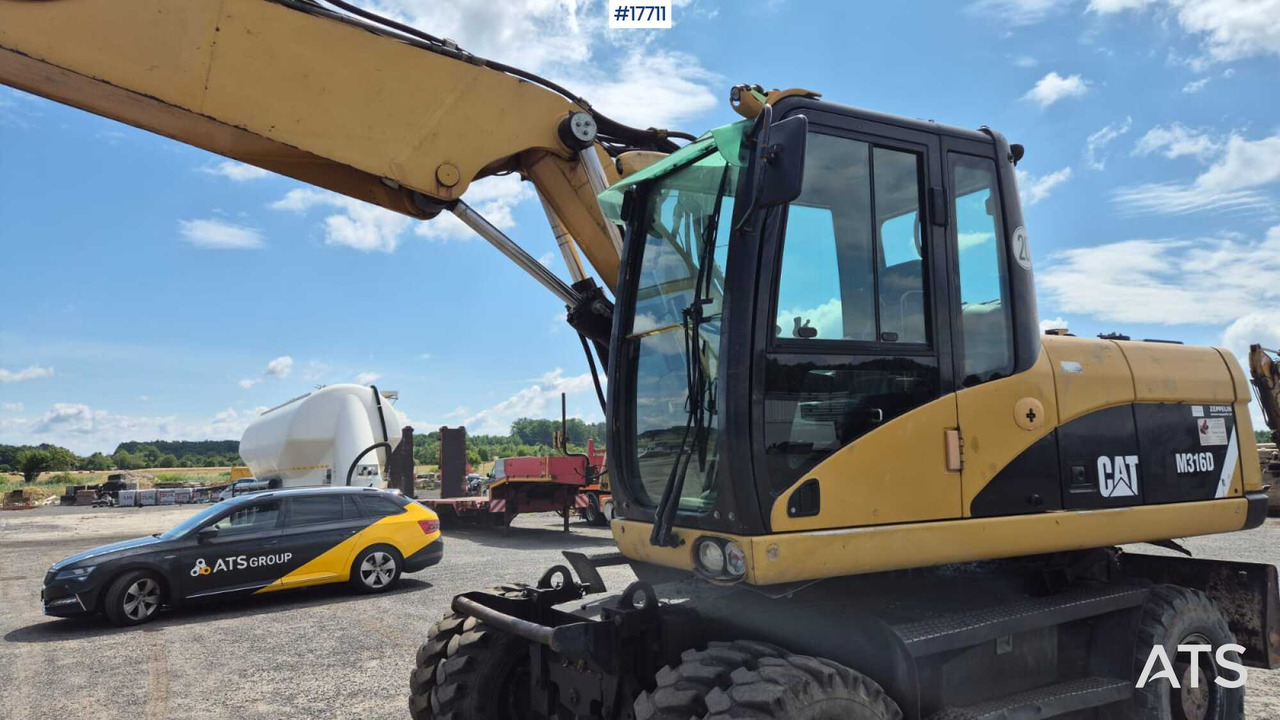 Excavadora de ruedas 2008 CAT M316D: foto 16