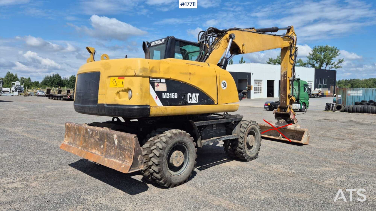 Excavadora de ruedas 2008 CAT M316D: foto 10
