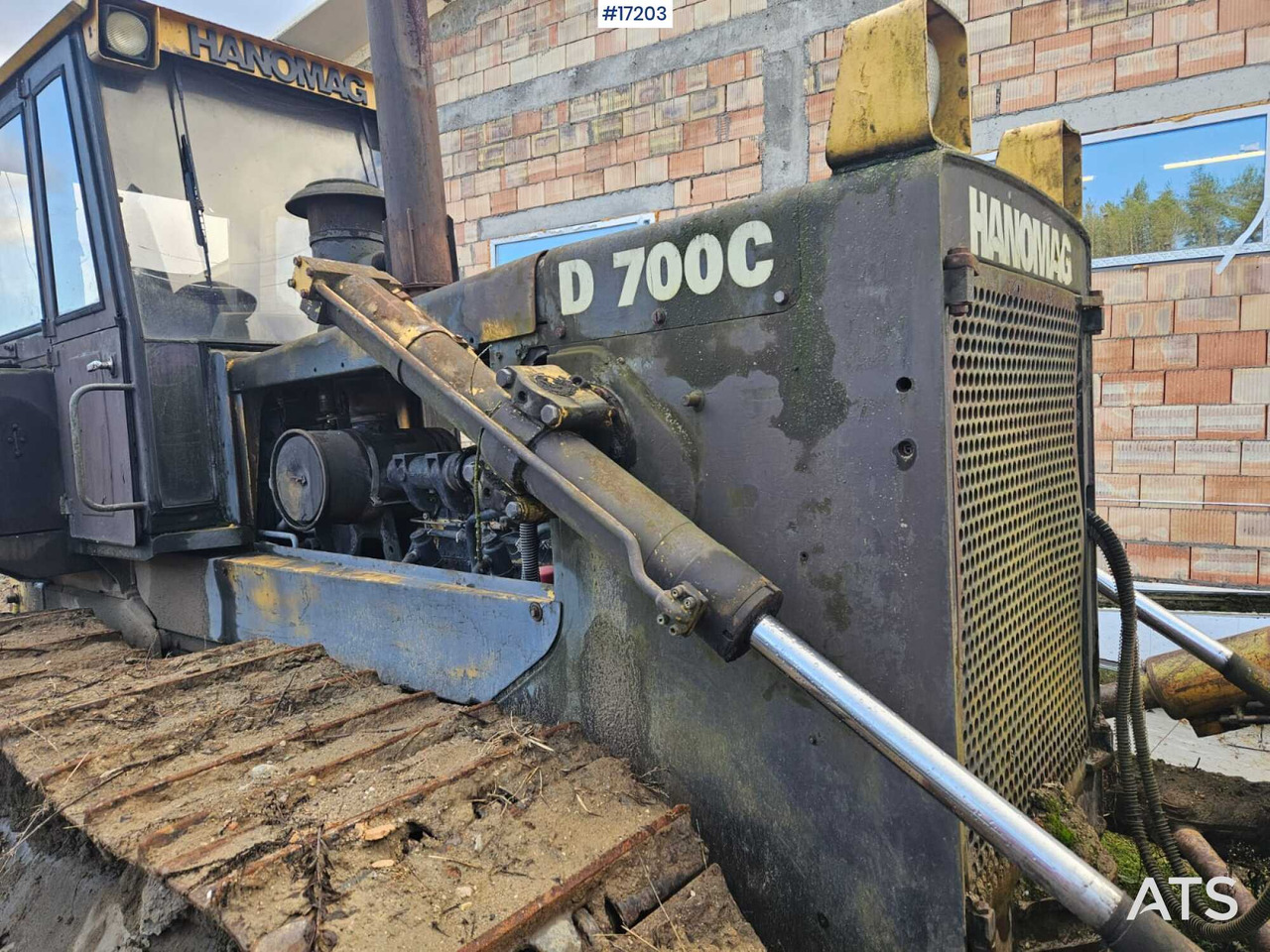 Bulldozer HANOMAG D700 C (1991) - Bulldozer: foto 4 Bulldozer HANOMAG D700 C (1991) - Bulldozer: foto 4