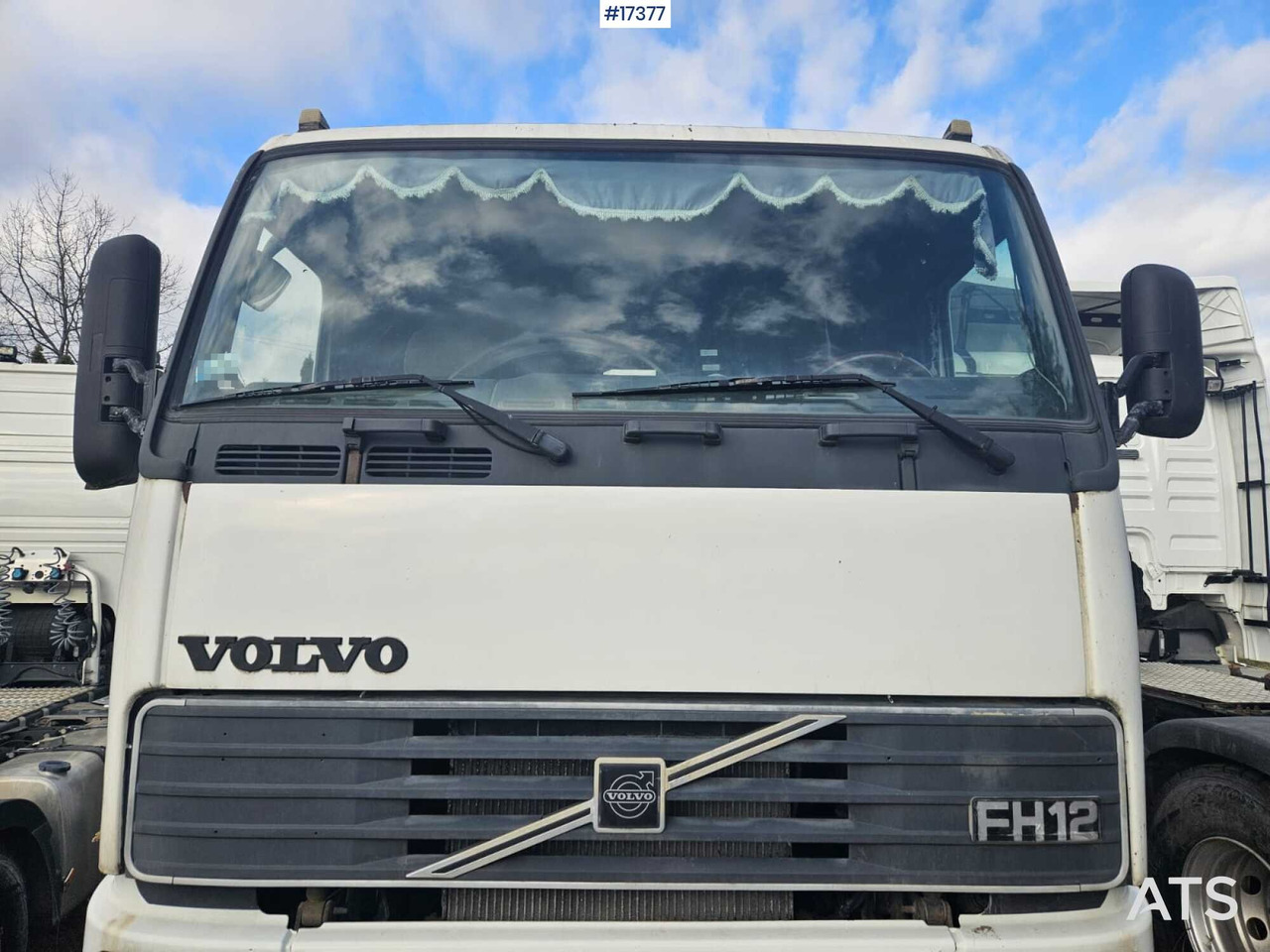 2000 Volvo FH 12 - Cabeza tractora: foto 4 2000 Volvo FH 12 - Cabeza tractora: foto 4