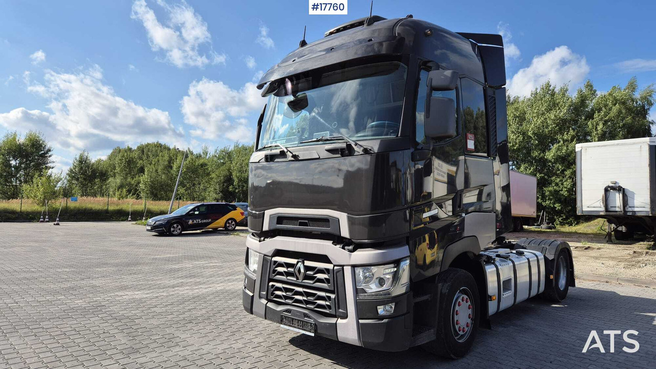 Truck tractor RENAULT T520 (2016) - Cabeza tractora: foto 1 Truck tractor RENAULT T520 (2016) - Cabeza tractora: foto 1