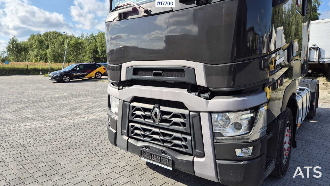 Truck tractor RENAULT T520 (2016) - Cabeza tractora: foto 3 Truck tractor RENAULT T520 (2016) - Cabeza tractora: foto 3