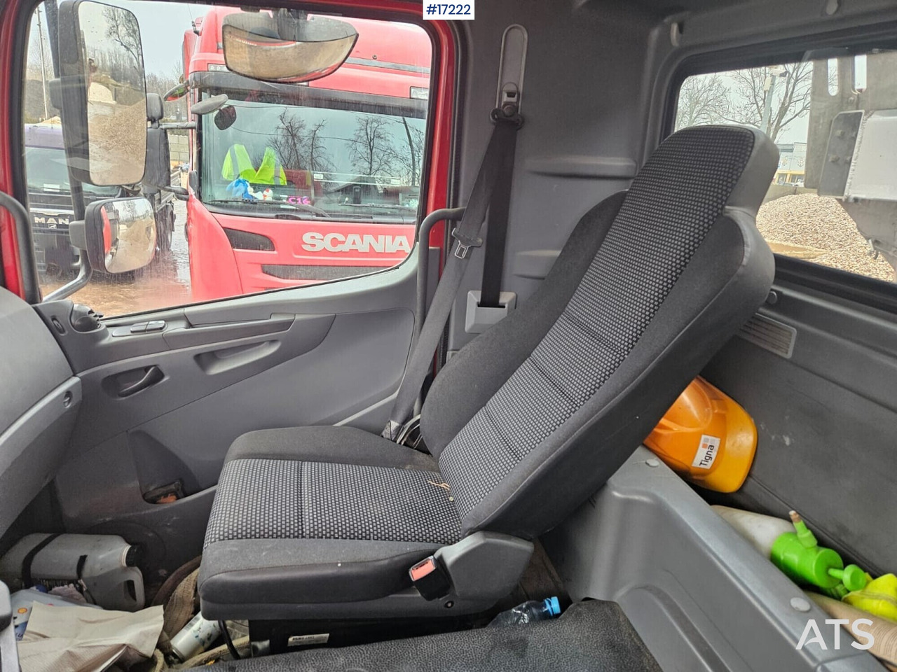 Leasing de  Mercedes-Benz Axor 3240 four-axle tipper (2012) Mercedes-Benz Axor 3240 four-axle tipper (2012): foto 18