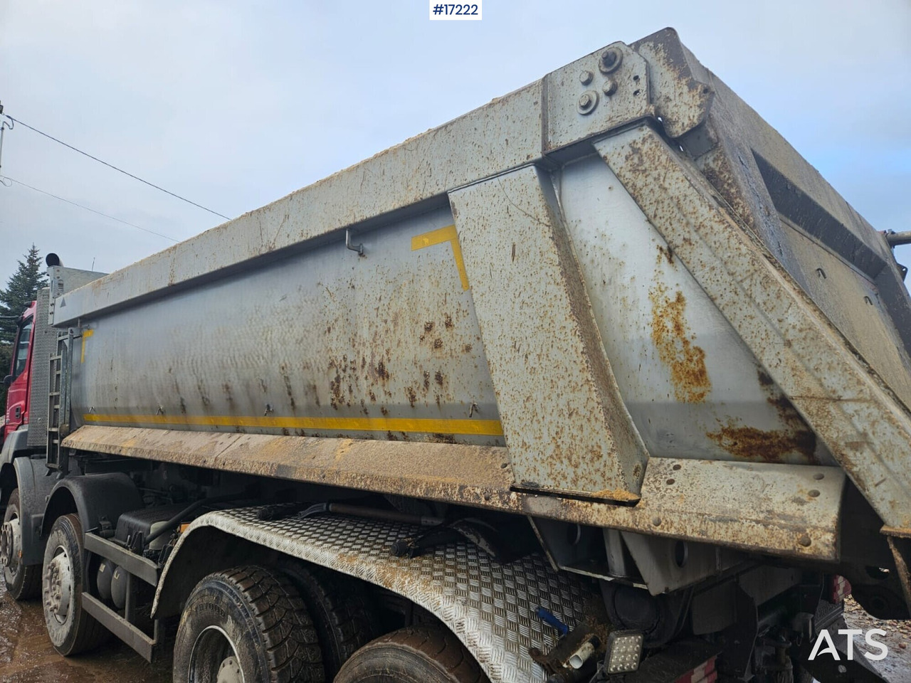 Leasing de  Mercedes-Benz Axor 3240 four-axle tipper (2012) Mercedes-Benz Axor 3240 four-axle tipper (2012): foto 14