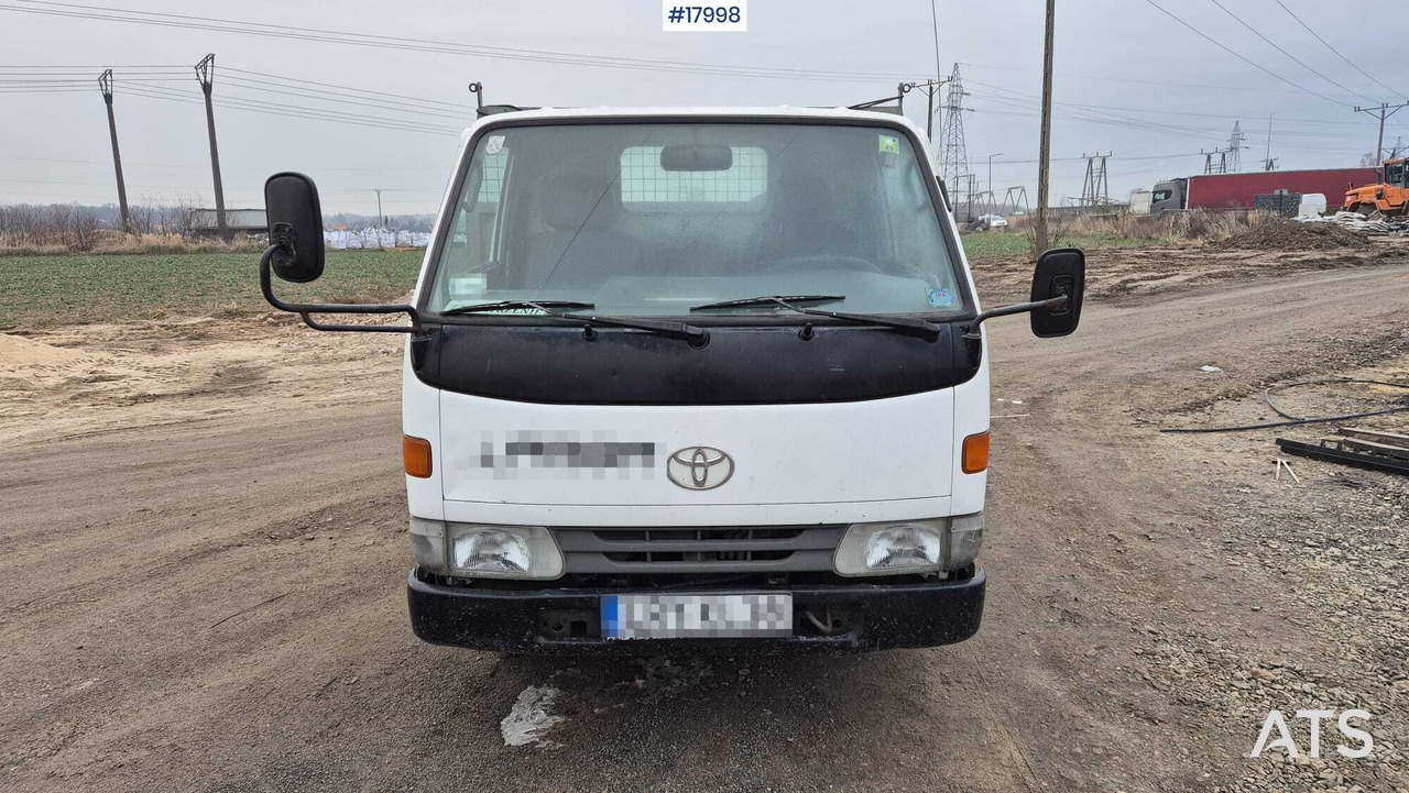 TOYOTA DYNA 3.5t dump truck (1999) - Camión volquete: foto 2 TOYOTA DYNA 3.5t dump truck (1999) - Camión volquete: foto 2