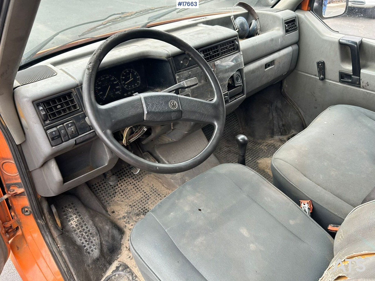 Furgoneta con caja de lona, Furgoneta combi Volkswagen Transporter 1.9D double cab with box body (1992): foto 14