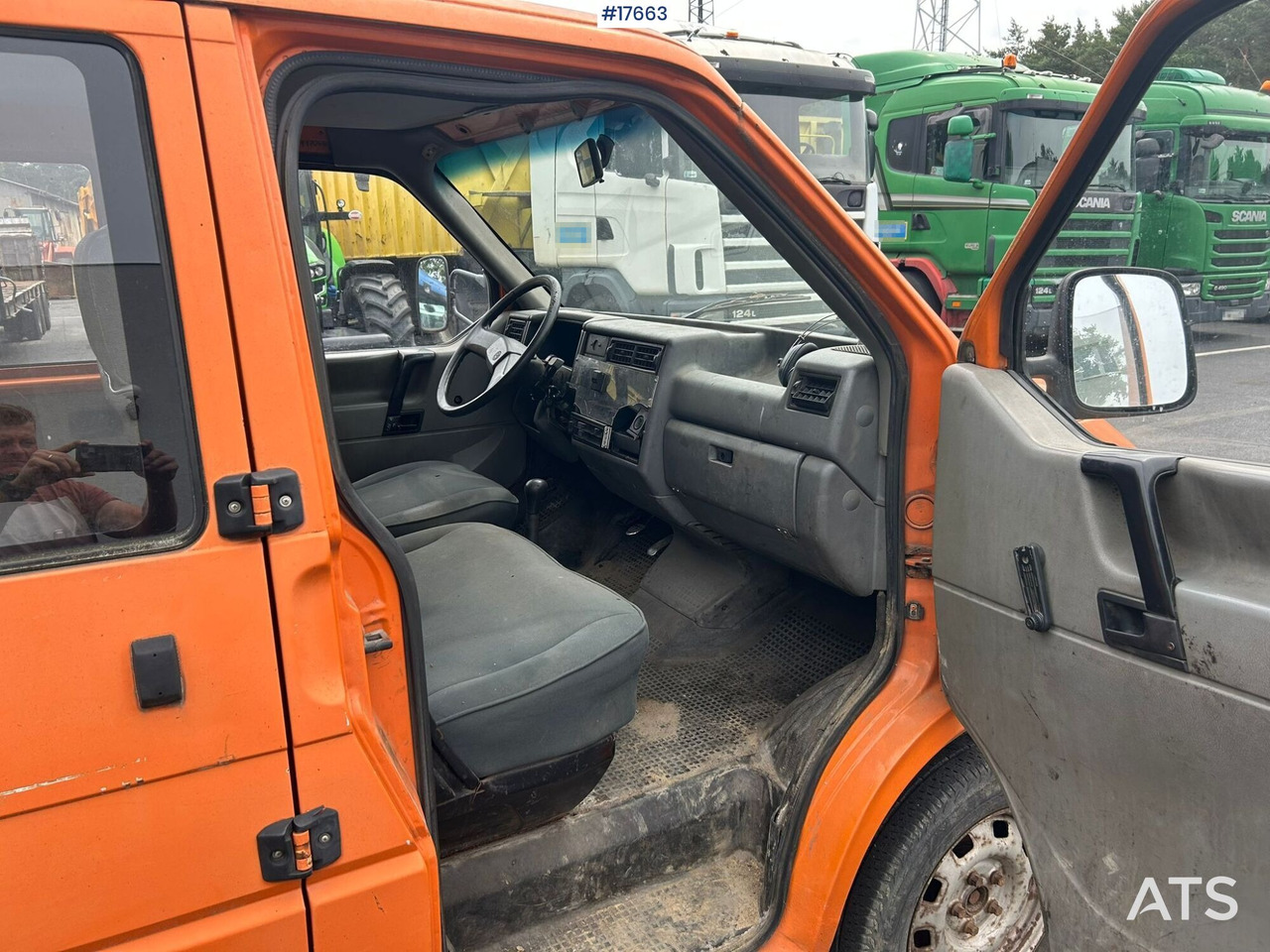 Furgoneta con caja de lona, Furgoneta combi Volkswagen Transporter 1.9D double cab with box body (1992): foto 18