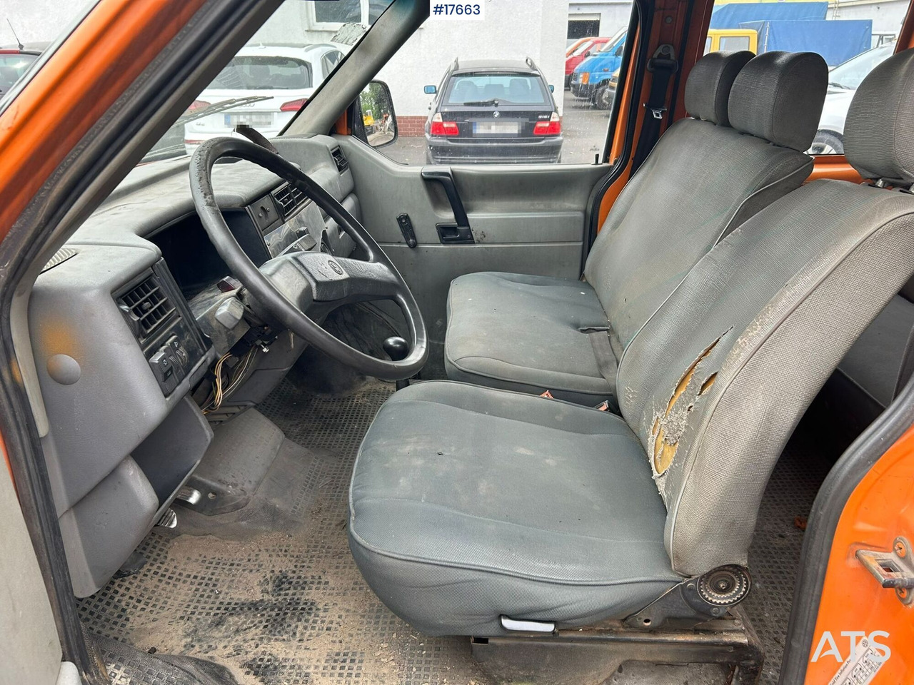 Furgoneta con caja de lona, Furgoneta combi Volkswagen Transporter 1.9D double cab with box body (1992): foto 13