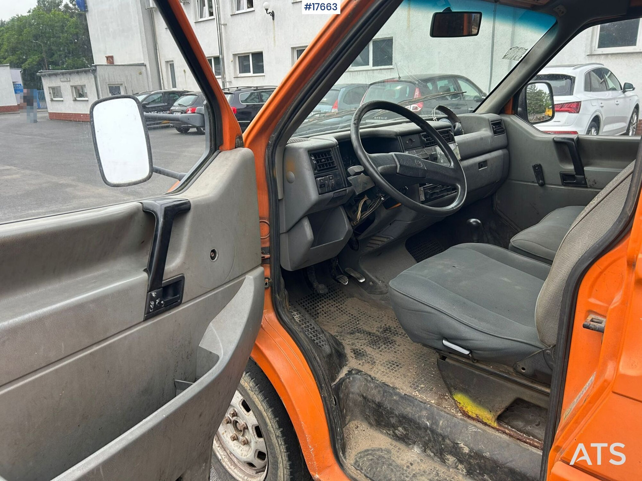 Furgoneta con caja de lona, Furgoneta combi Volkswagen Transporter 1.9D double cab with box body (1992): foto 12