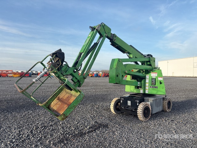 2006 Haulotte HA12IP 2WD Electric Articulating Boom Lift - Plataforma articulada: foto 4 2006 Haulotte HA12IP 2WD Electric Articulating Boom Lift - Plataforma articulada: foto 4