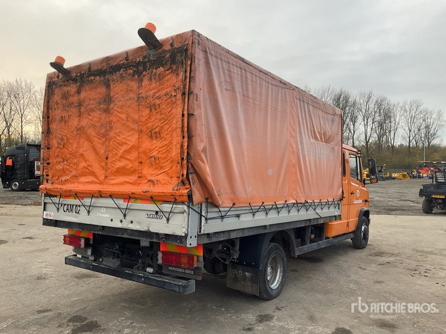 2010 Mercedes-Benz Vario 818DE 4x2 Service Truck - Furgoneta con caja de lona, Furgoneta combi: foto 4 2010 Mercedes-Benz Vario 818DE 4x2 Service Truck - Furgoneta con caja de lona, Furgoneta combi: foto 4