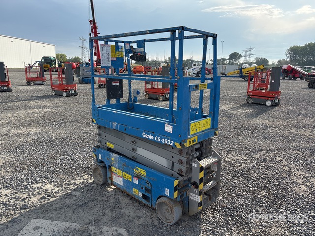 2013 Genie GS-1932 Electric Scissor Lift - Plataforma de tijeras: foto 3 2013 Genie GS-1932 Electric Scissor Lift - Plataforma de tijeras: foto 3