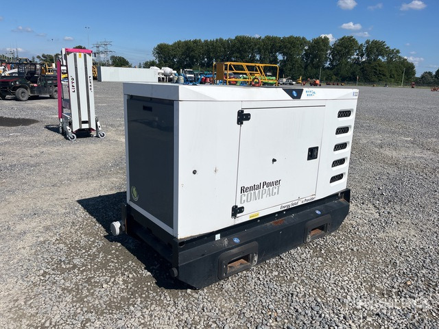 2015 Sdmo R33C3UND Generator Set - Generador industriale: foto 3 2015 Sdmo R33C3UND Generator Set - Generador industriale: foto 3