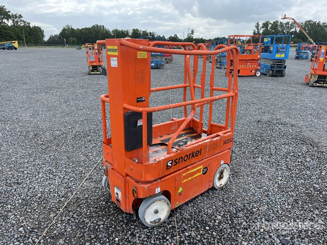 2018 Snorkel TM12 Vertical Mast Lift - Plataforma de mástil vertical: foto 1 2018 Snorkel TM12 Vertical Mast Lift - Plataforma de mástil vertical: foto 1