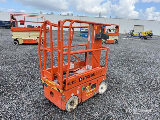 2018 Snorkel TM12 Vertical Mast Lift - Plataforma de mástil vertical: foto 3 2018 Snorkel TM12 Vertical Mast Lift - Plataforma de mástil vertical: foto 3