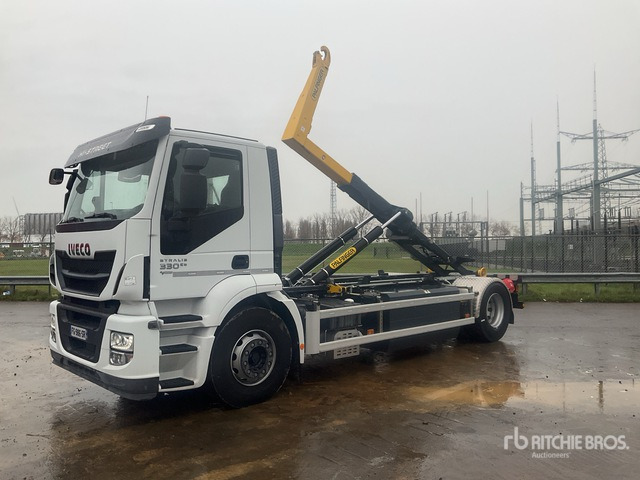 2019 Iveco AD190S/P 4x2 Hooklift Truck - Camión multibasculante: foto 1 2019 Iveco AD190S/P 4x2 Hooklift Truck - Camión multibasculante: foto 1
