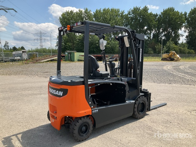 2024 Doosan B35X-7 PLUS (Unused) Electric Forklift - Carretilla elevadora eléctrica: foto 4 2024 Doosan B35X-7 PLUS (Unused) Electric Forklift - Carretilla elevadora eléctrica: foto 4
