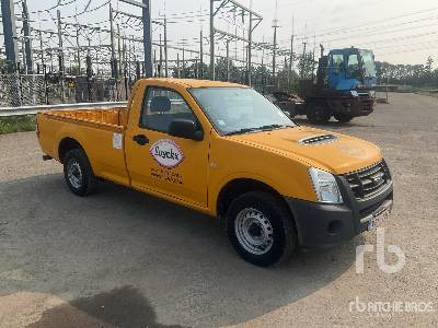 ISUZU D-MAX 4x4 - Pick-up: foto 4 ISUZU D-MAX 4x4 - Pick-up: foto 4