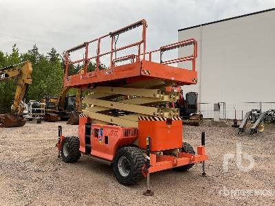 JLG 4394 RT 4x4 Diesel - Plataforma de tijeras: foto 2 JLG 4394 RT 4x4 Diesel - Plataforma de tijeras: foto 2