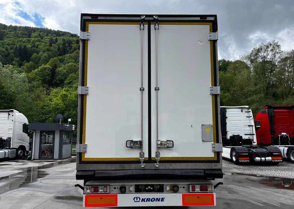 Krone Chłodnia // 2015 // Kosz Paletowy // Oś podnoszona // SAF // - Semirremolque frigorífico: foto 5 Krone Chłodnia // 2015 // Kosz Paletowy // Oś podnoszona // SAF // - Semirremolque frigorífico: foto 5