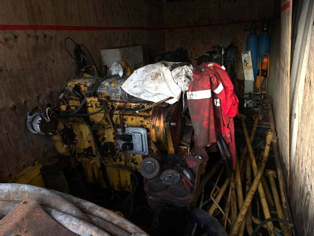 CAT engine 287 kw Cat 365 - Motor para Maquinaria de construcción: foto 3 CAT engine 287 kw Cat 365 - Motor para Maquinaria de construcción: foto 3