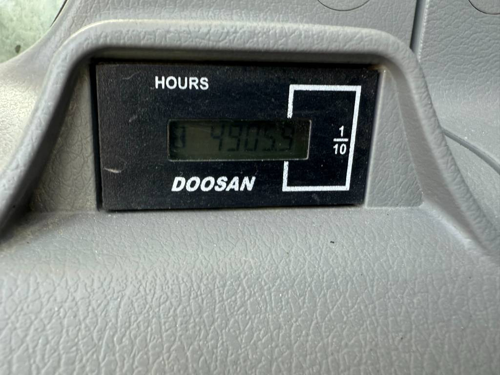 Excavadora de cadenas Doosan DX 300 LC-5: foto 19 Excavadora de cadenas Doosan DX 300 LC-5: foto 19