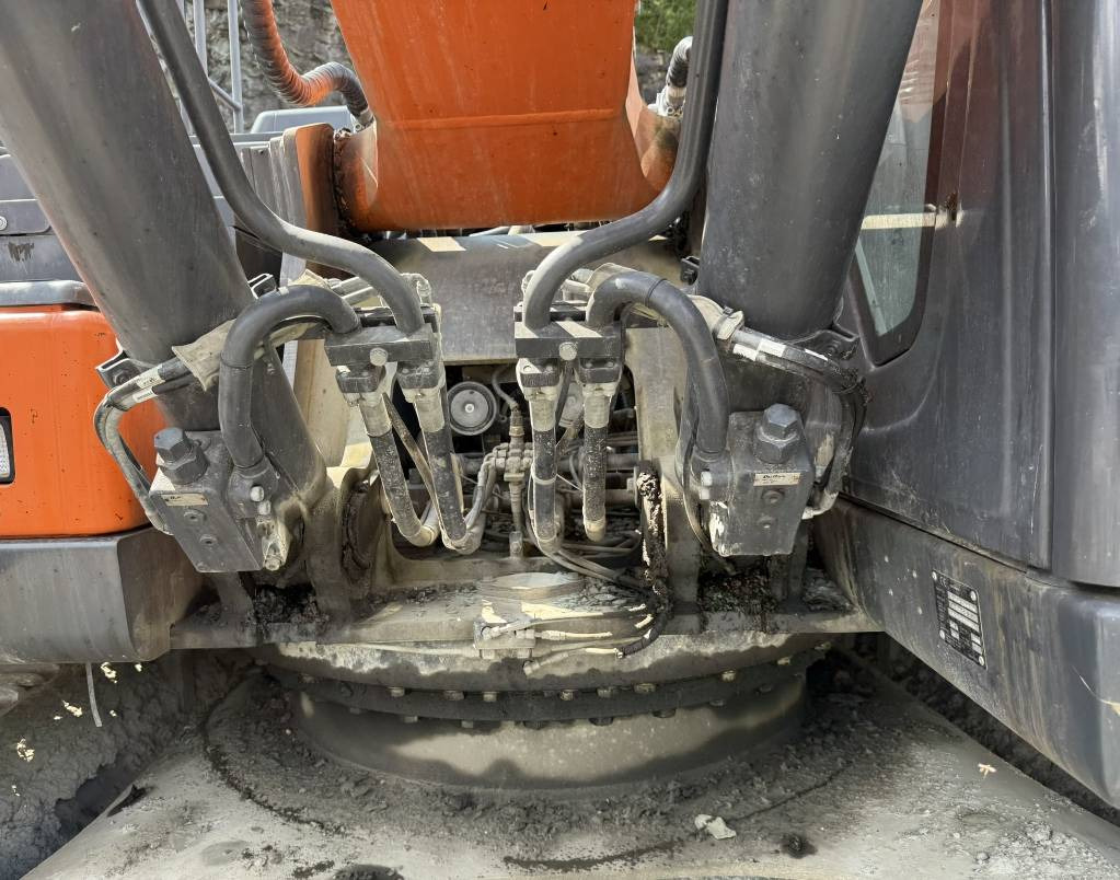 Excavadora de cadenas Doosan DX 300 LC-5: foto 15 Excavadora de cadenas Doosan DX 300 LC-5: foto 15