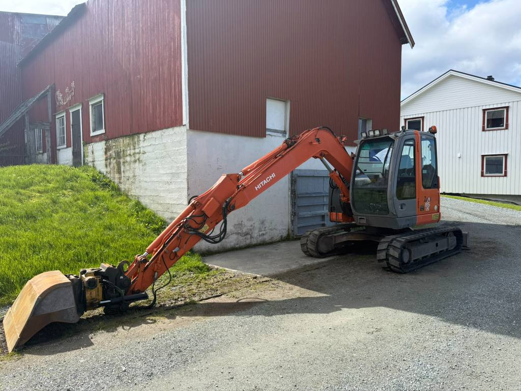 Hitachi ZX 85 US - Miniexcavadora: foto 1 Hitachi ZX 85 US - Miniexcavadora: foto 1