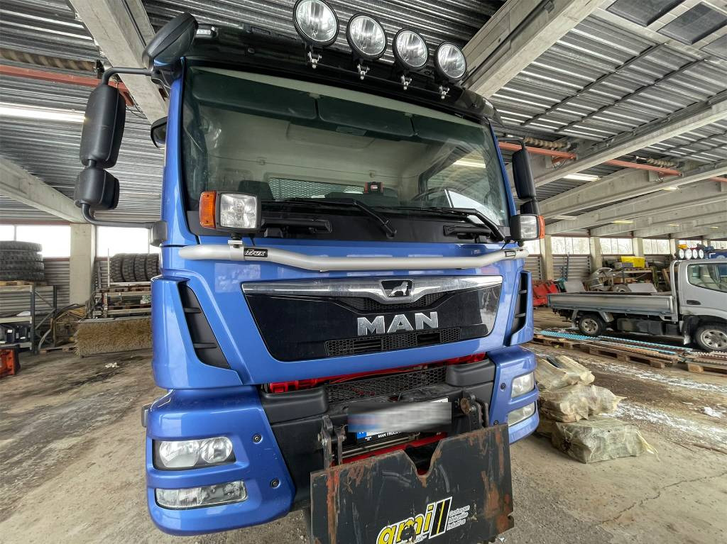 MAN TGM 13.290 4x4 - Camión volquete: foto 5 MAN TGM 13.290 4x4 - Camión volquete: foto 5