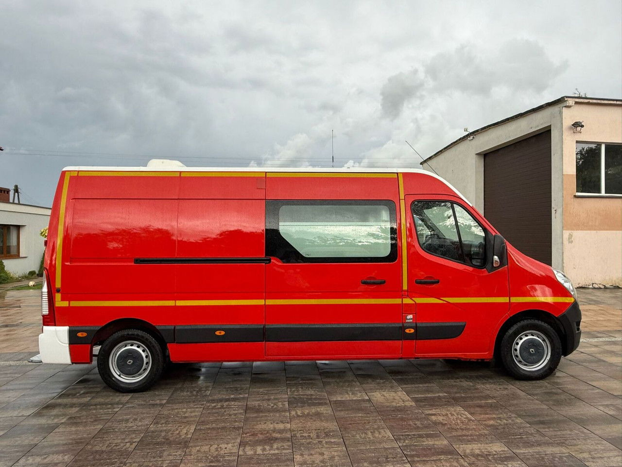 Renault Master 2016 Rok Ambulans Karetka Pogotowie - Ambulancia: foto 4 Renault Master 2016 Rok Ambulans Karetka Pogotowie - Ambulancia: foto 4