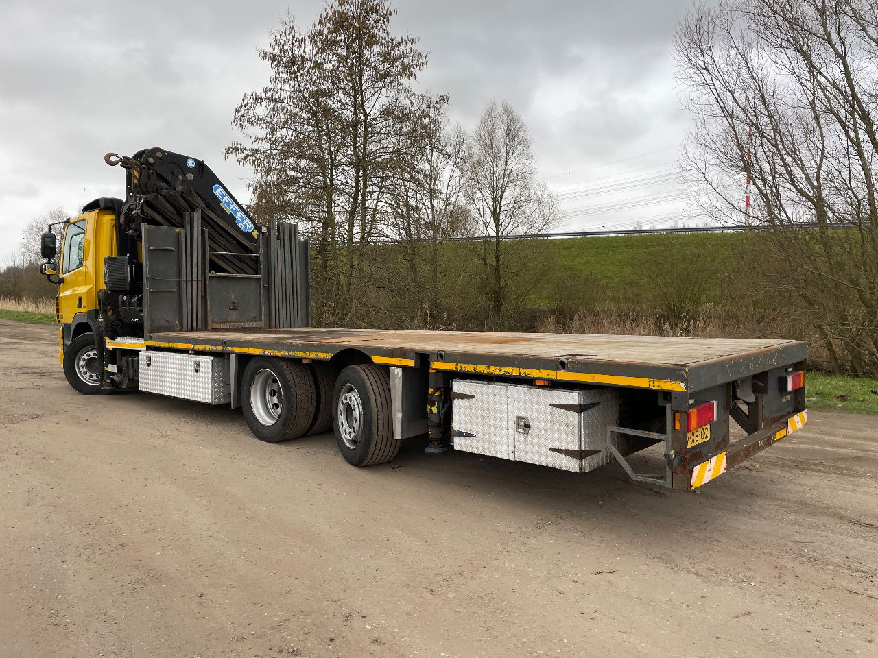 DAF 85.410 Met Effer 470 6s laadkraan ladekran loadercrane crane palfinger hiab fassi - Camión grúa: foto 3 DAF 85.410 Met Effer 470 6s laadkraan ladekran loadercrane crane palfinger hiab fassi - Camión grúa: foto 3