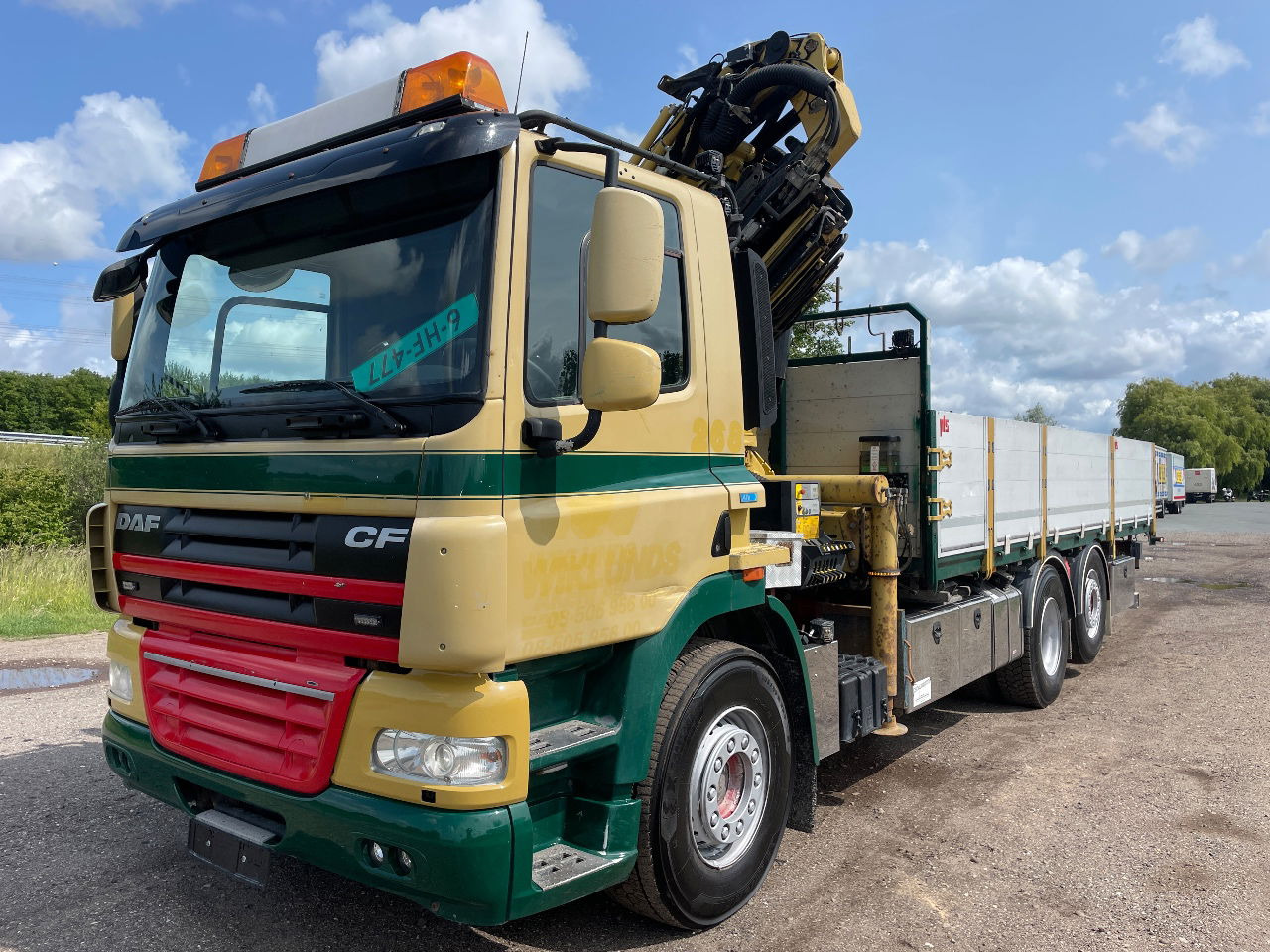 DAF CF 85.360 CF with Palfinger PK26002 with jib crane - Camión grúa: foto 2 DAF CF 85.360 CF with Palfinger PK26002 with jib crane - Camión grúa: foto 2