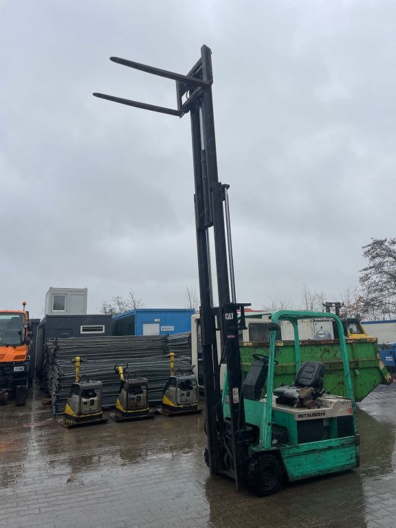 Mitsubishi FBS18-48s Elektrische heftruck triplo freelift 480cm - Carretilla elevadora: foto 5 Mitsubishi FBS18-48s Elektrische heftruck triplo freelift 480cm - Carretilla elevadora: foto 5