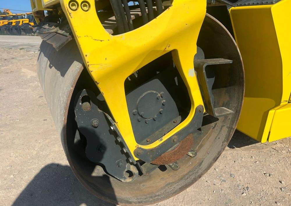 Rodillo Bomag BW 154 AP-AM: foto 16