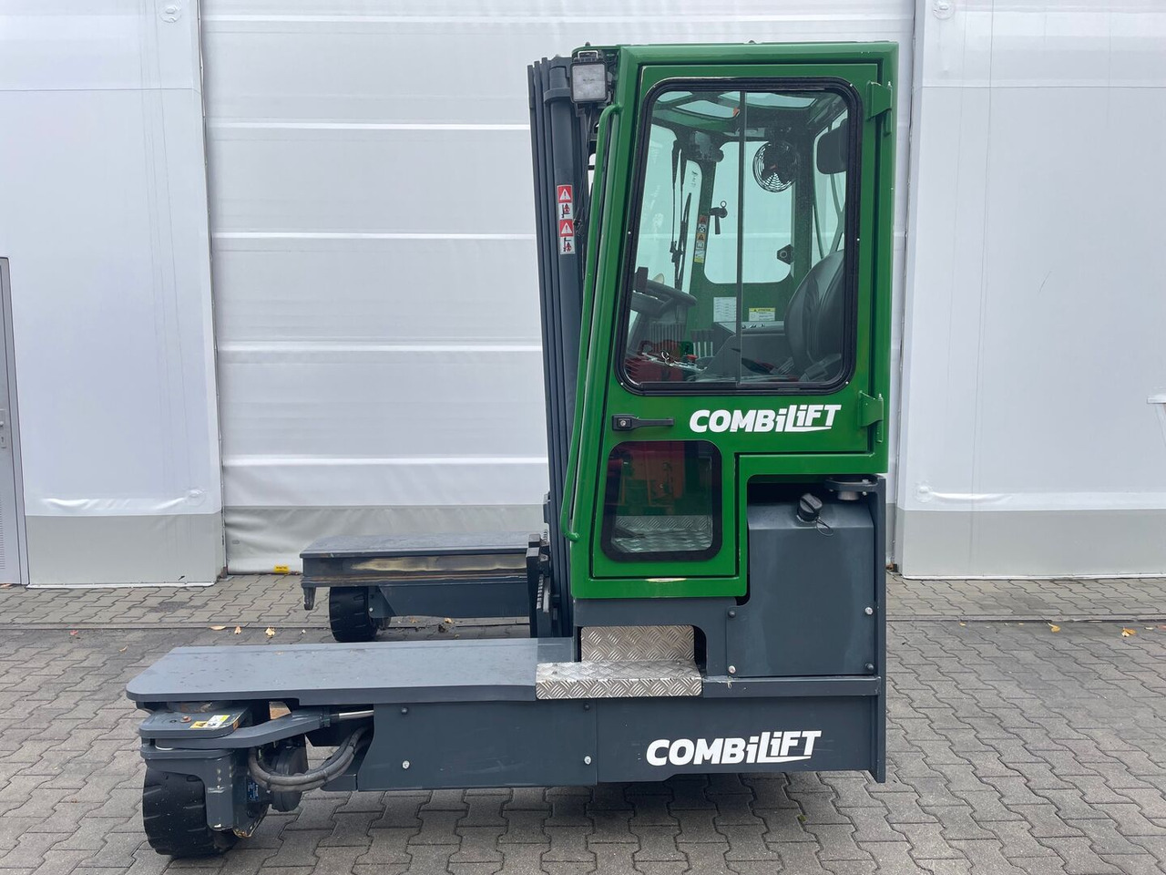 Combilift C4000 - Carretilla de 4 vías: foto 1 Combilift C4000 - Carretilla de 4 vías: foto 1