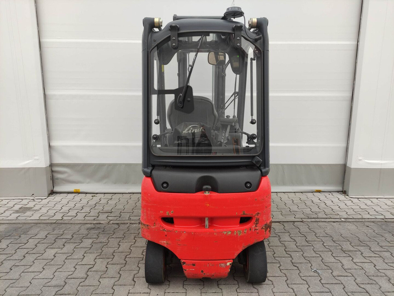 Linde E20PH-01-386 - Carretilla elevadora eléctrica: foto 4 Linde E20PH-01-386 - Carretilla elevadora eléctrica: foto 4
