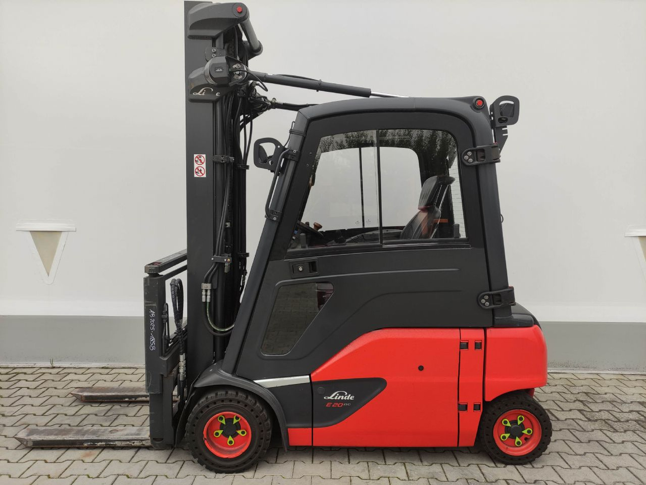 Linde E20PL-02-386 - Carretilla elevadora eléctrica: foto 1 Linde E20PL-02-386 - Carretilla elevadora eléctrica: foto 1