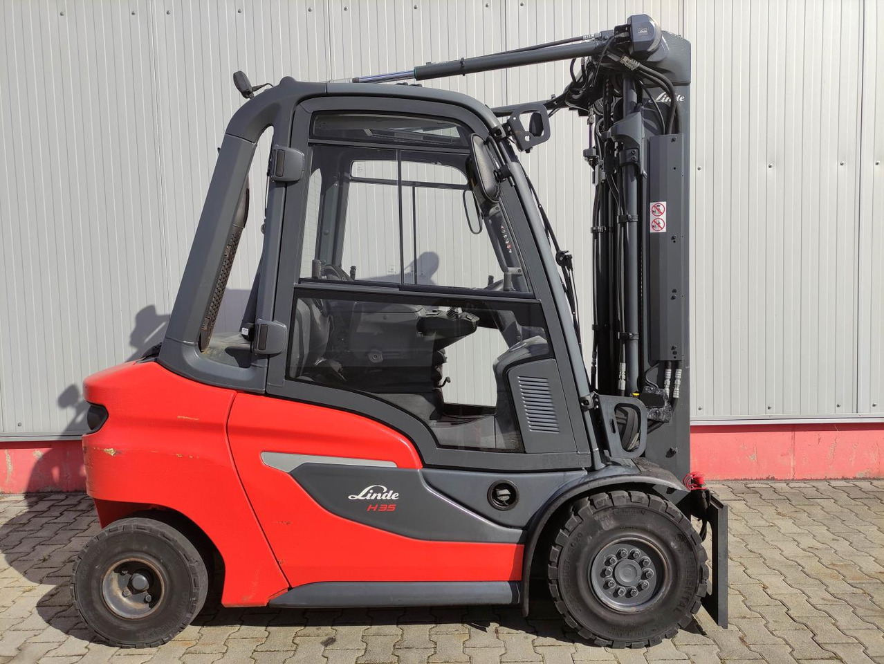 Linde H35-01-120 - Carretilla elevadora diésel: foto 2 Linde H35-01-120 - Carretilla elevadora diésel: foto 2