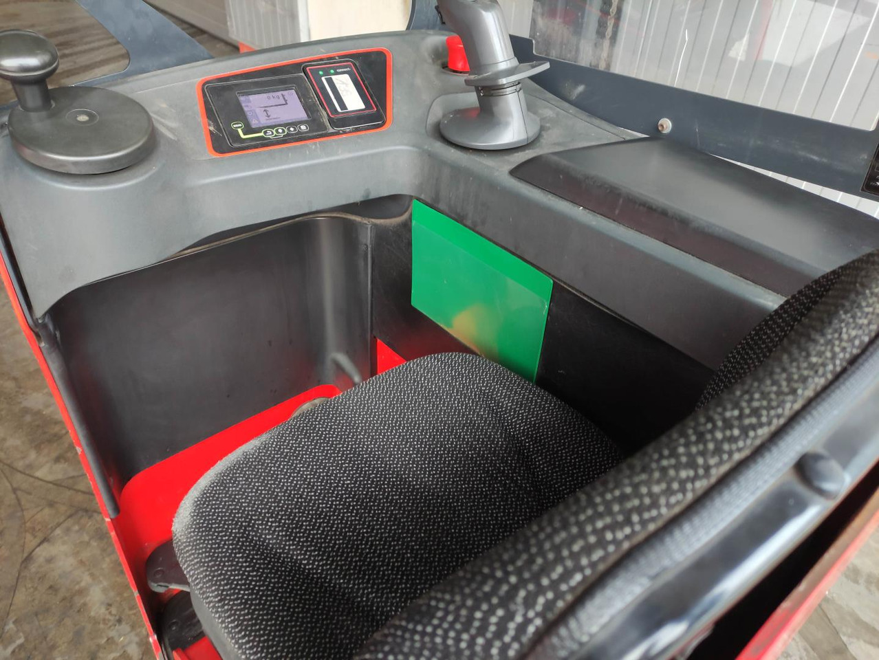 Linde L16 R - Apilador: foto 5 Linde L16 R - Apilador: foto 5