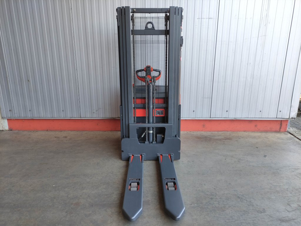 Linde L16i-1173 - Apilador: foto 3 Linde L16i-1173 - Apilador: foto 3