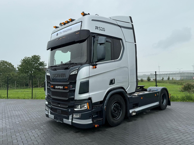 Scania R 520 FULL AIR, RETARDER, 2X TANK, SHOW, FULL SPOILER. - Cabeza tractora: foto 3 Scania R 520 FULL AIR, RETARDER, 2X TANK, SHOW, FULL SPOILER. - Cabeza tractora: foto 3